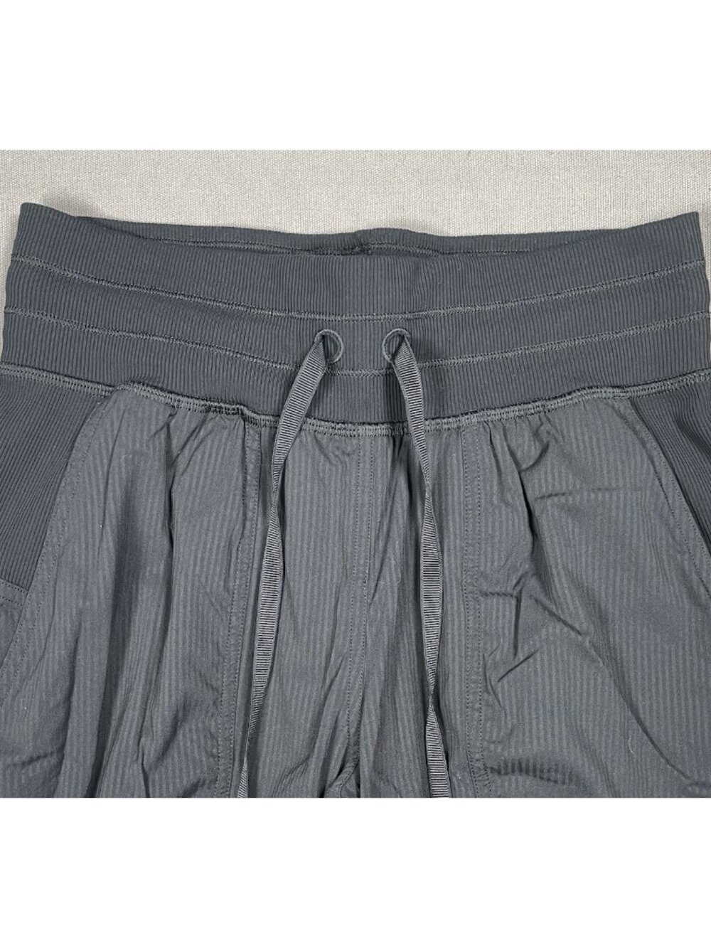 Lululemon Dance Studio Mid Rise Black Jogger Pants - Women Size 2 X 28 - Picture 6 of 16